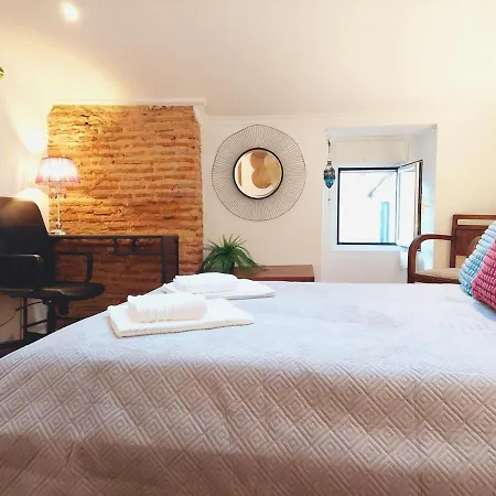 Апартаменты • Downtown • Walkable • Balcony Лиссабон