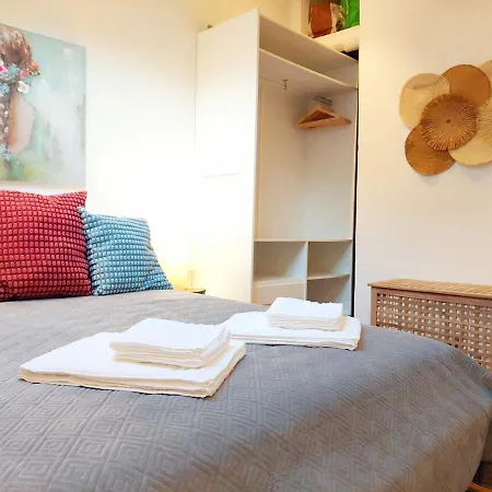 • Downtown • Walkable • Balcony Daire Lisboa