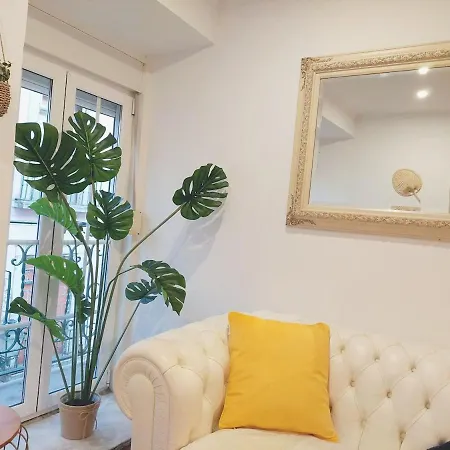 Apartment Flat In The Bohemian Heart Of - Bairro Alto *